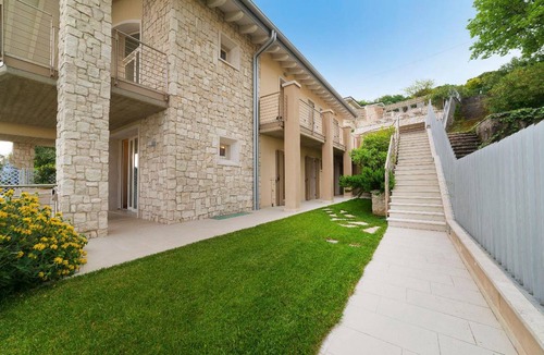 Albisano Apartment | 70 m² Apartment ∙ 2 bedrooms ∙ 4 guests