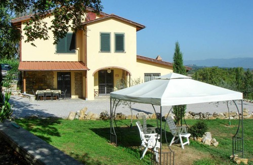 Badia Agnano Apartment | 70 m² Apartment ∙ 3 bedrooms ∙ 5 guests