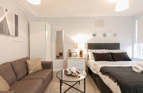 Reading Apartment | 70 m² Apartment ∙ 1 bedroom ∙ 2 guests