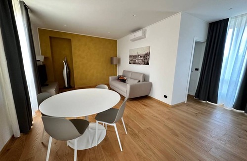 Rivoli Apartment | 70 m² Apartment ∙ 1 bedroom ∙ 4 guests