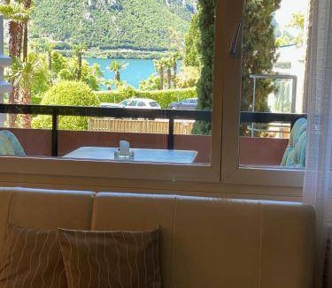 Bissone Apartment | 70 m² Apartment ∙ 2 bedrooms ∙ 4 guests