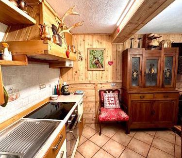 Pallusieux Apartment | 70 m² Apartment ∙ 2 bedrooms ∙ 3 guests