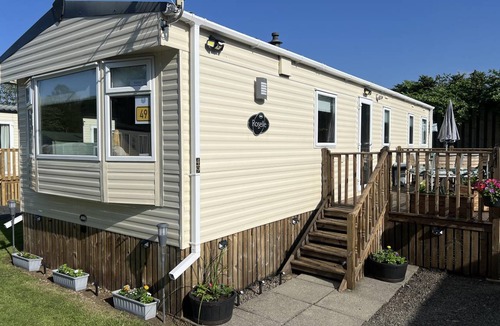 Hawick Cabin | 70 m² Lodge ∙ 3 bedrooms ∙ 8 guests