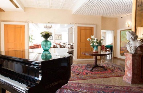 Roiano-Gretta-Barcola-Cologna-Scorcola Hotel | 70 m² Hotel ∙ 127 guests