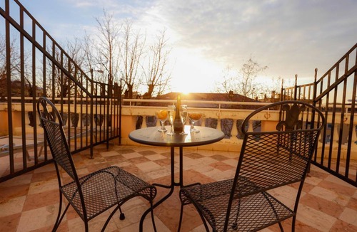 Roiano-Gretta-Barcola-Cologna-Scorcola Hotel | 70 m² Hotel ∙ 127 guests