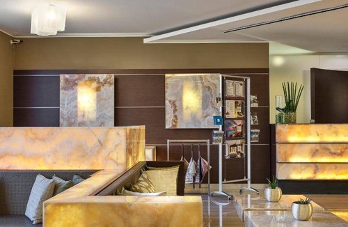 Grassobbio Hotel | 70 m² Hotel ∙ 127 guests