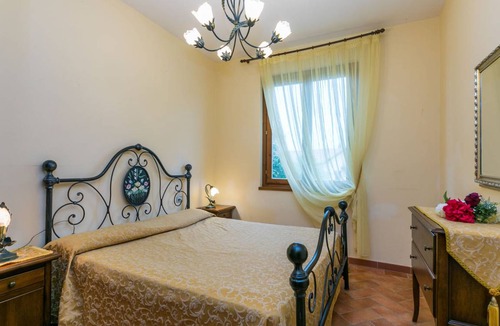 Badia Agnano House | 70 m² House ∙ 1 bedroom ∙ 4 guests