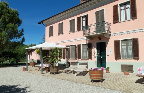 Castell'Alfero House | 70 m² House ∙ 2 bedrooms ∙ 5 guests