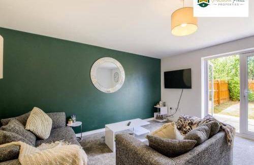 Minsterley Apartment | 74 m² Apartment ∙ 3 bedrooms ∙ 5 guests