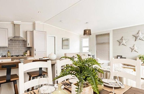 Ryde Resort | 74 m² Resort ∙ 3 bedrooms ∙ 10 guests