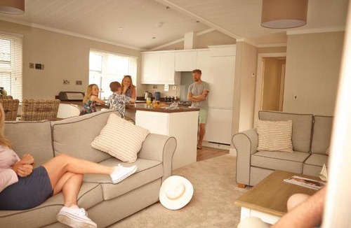 Ryde Resort | 74 m² Resort ∙ 3 bedrooms ∙ 10 guests