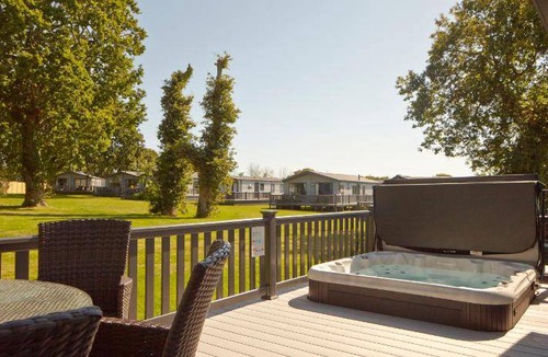 Ryde Resort | 74 m² Resort ∙ 3 bedrooms ∙ 10 guests
