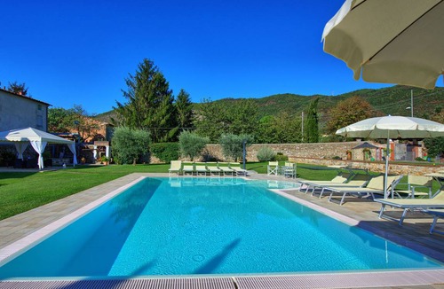 Santa Maria del Giudice Apartment | 75 m² Apartment ∙ 2 bedrooms ∙ 5 guests
