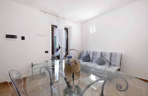 Mandello del Lario Apartment | 75 m² Apartment ∙ 2 bedrooms ∙ 4 guests