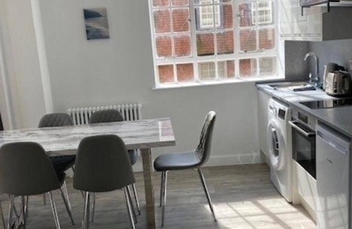Brompton & Hans Town Apartment | 75 m² Serviced apartment ∙ 127 guests