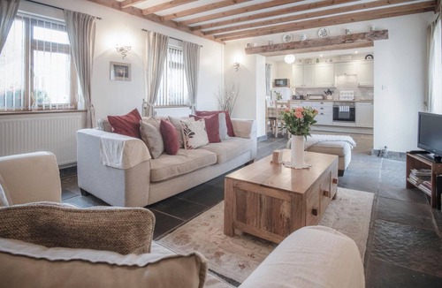 Crynant Apartment | 80 m² Apartment ∙ 2 bedrooms ∙ 5 guests