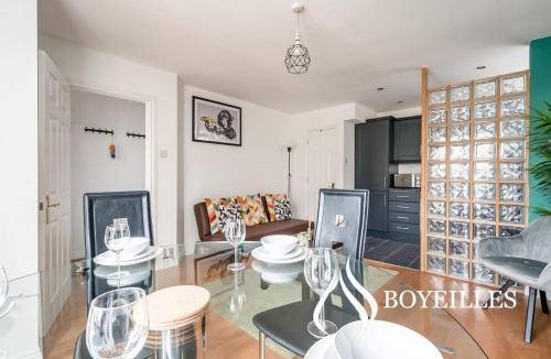 Ormeau House | 80 m² House ∙ 2 bedrooms ∙ 4 guests