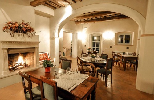 Bastia Umbra Apartment | 80 m² Serviced apartment ∙ 6 guests