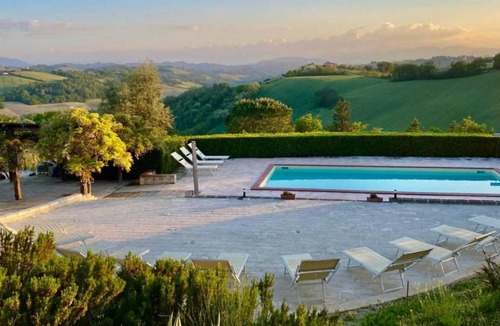 Ponzano di Fermo House | 800 m² House ∙ 13 bedrooms ∙ 29 guests