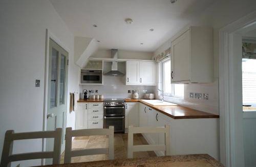 Carnlough House | 83 m² House ∙ 3 bedrooms ∙ 5 guests