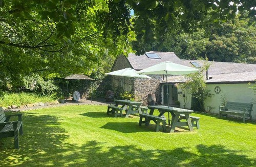 Randalstown Villa | 84 m² Villa ∙ 2 bedrooms ∙ 6 guests