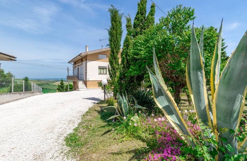 San Costanzo Apartment | 90 m² Apartment ∙ 3 bedrooms ∙ 6 guests