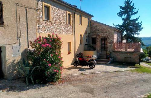 Arcevia House | 95 m² House ∙ 3 bedrooms ∙ 6 guests