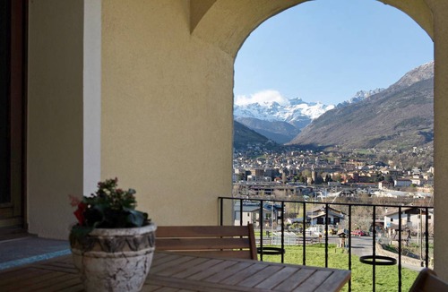 Ampaillant Apartment | 97 m² Apartment ∙ 2 bedrooms ∙ 4 guests