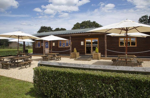 Oxford House | 99 m² Farmhouse ∙ 127 guests