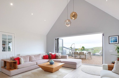Gullane House | A 3-bedroom luxury holiday home with panoramic views of Gullane’s golf courses.