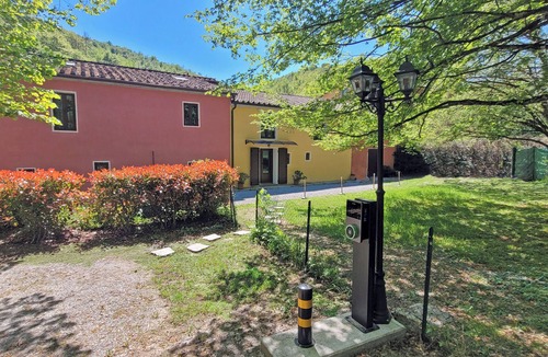 Saturnana House | A Charming Medieval Inn in the Untouched Environment of the Pistoia Apennines