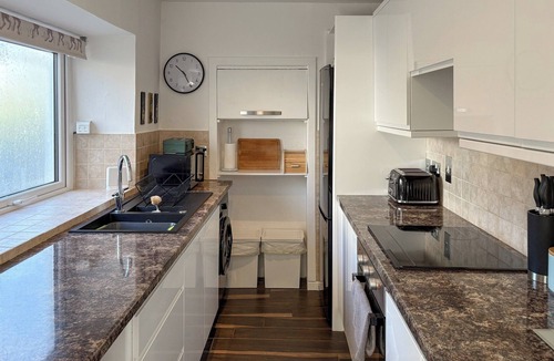 Caputh Cottage | A charming two-bed cottage set within a picturesque village and landscape.
