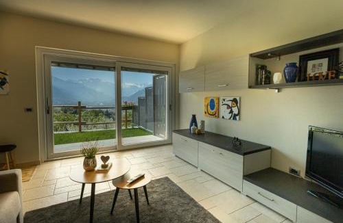 Aosta House | A&G Apartment Aosta - Elegante Casa 100 mq su due piani con Wi-Fi-giardino-parcheggio