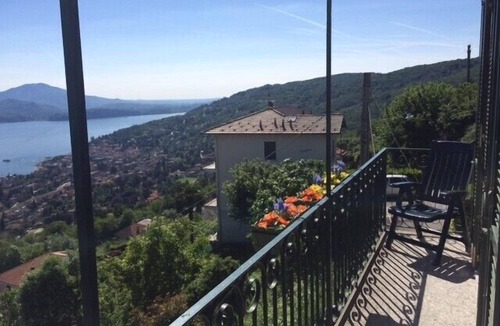 Someraro Apartment | A window 2 overlooking Lake Maggiore!