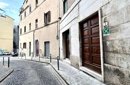 Ancona Apartment | A39 - Ancona, comfortable three-room apartment in the historic center