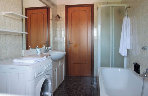 Dolo Apartment | Accommodation in Dolo, convenient to Venice and Padua, with tour operator for guests