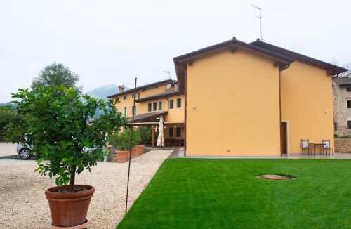 Castelgomberto House | Agri-alloggio le Poscole Al Canton