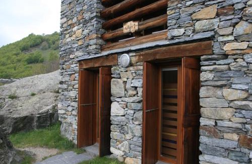 Brontallo House | Agri Scinghiöra