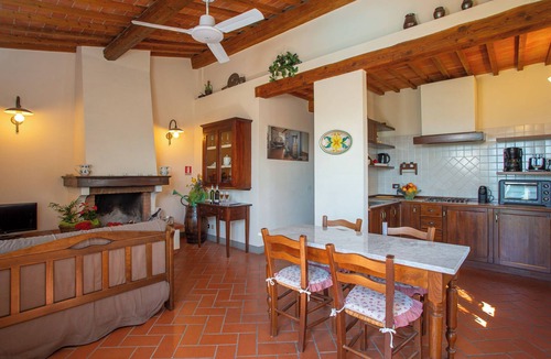 Vinci Other | Agriturismo Luggiano Apartment "FRANTOIO"