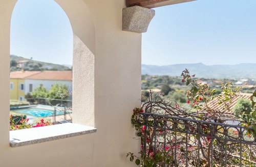 Badesi House | Air-Conditioned Holiday Home Vigna 1 with Children's Pool, Garden & Terrace; Parking Available