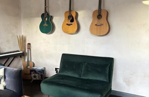 Harlesden Apartment | Alba's Den - A creative sanctuary in NW10 London