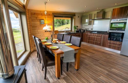 Linlithgow House | Alban