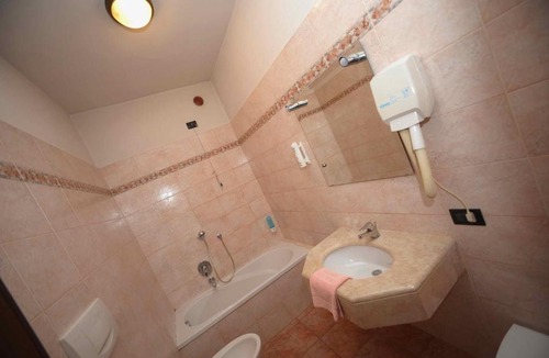 Albino Hotel | Albergo Valle d'Oro