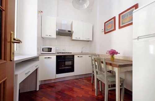 Esquilino Apartment | Aleardo Aleardi, 1 Bd Apartment With Balcony By Halldis