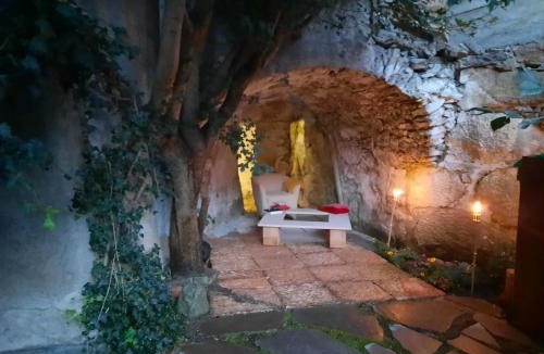 Male Bed & Breakfast | Alla Curva di Elia Manzoni