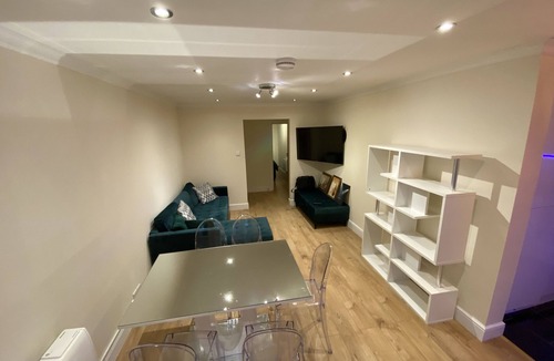 North Acton Apartment | Amazing Modern New Flat- London - Zone 2