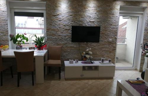 Stara Pazova Apartment | Apartman Anja