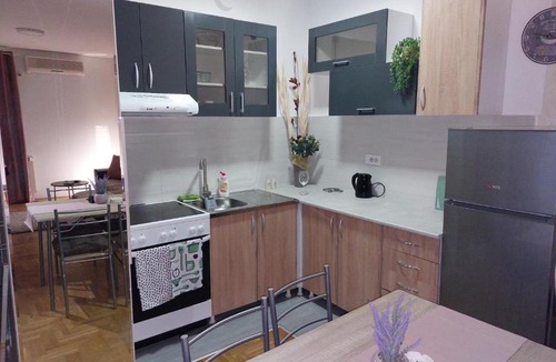 Stari Banovci Apartment | Apartman Dragana
