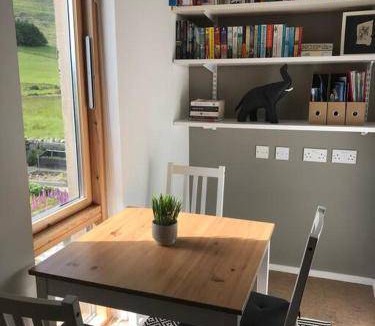 Newry Apartment | Apartment ∙ 2 bedrooms ∙ 3 guests