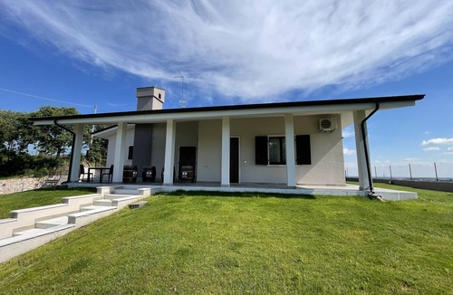 Valeggio sul Mincio Apartment | Apartment 'Appartamento Mael' with Shared Garden, Wi-Fi and Air Conditioning